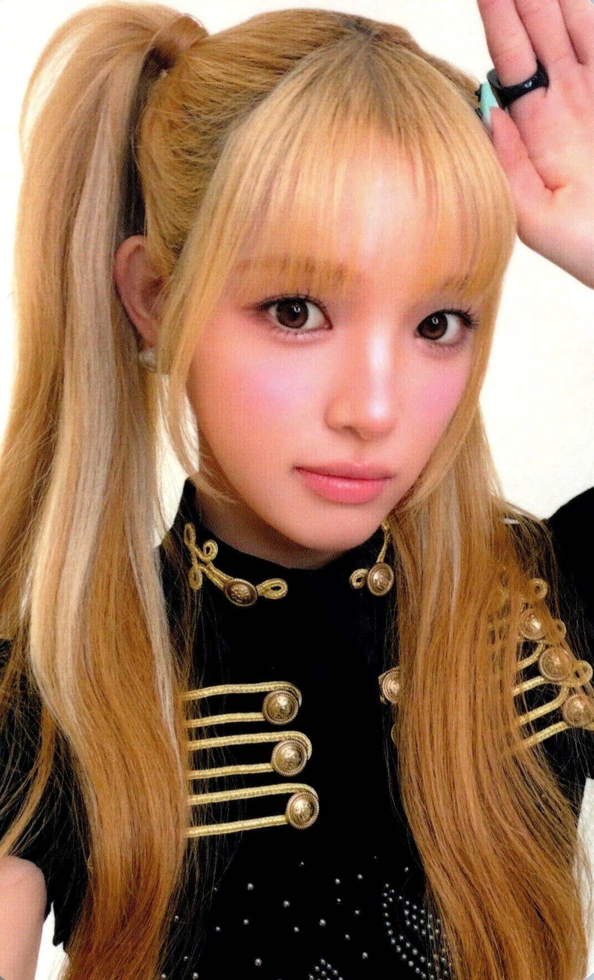 Hearts2Hearts Japanese Album ICONIC HEART Universal Photocards