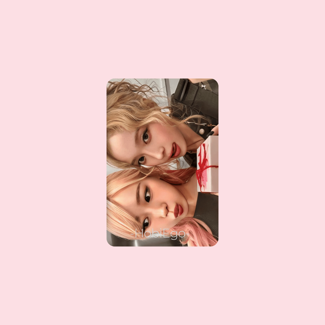 AESPA 2024 Pink Christmas Photocards – Photocards (Unit Giselle + Winter / / ) | HobiEgo
