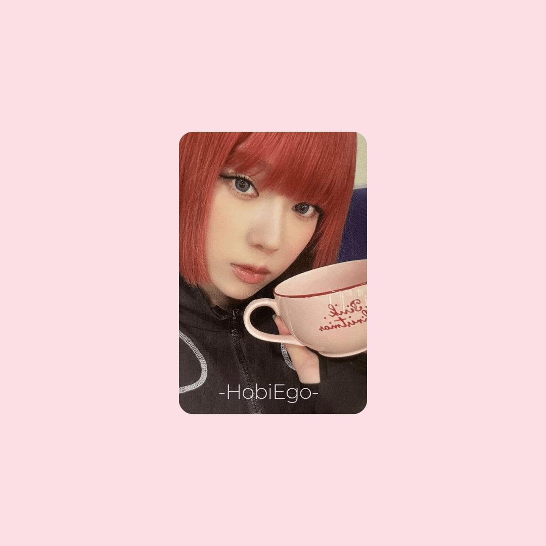 AESPA 2024 Pink Christmas Photocards – Photocards (Winter 1 / / ) | HobiEgo