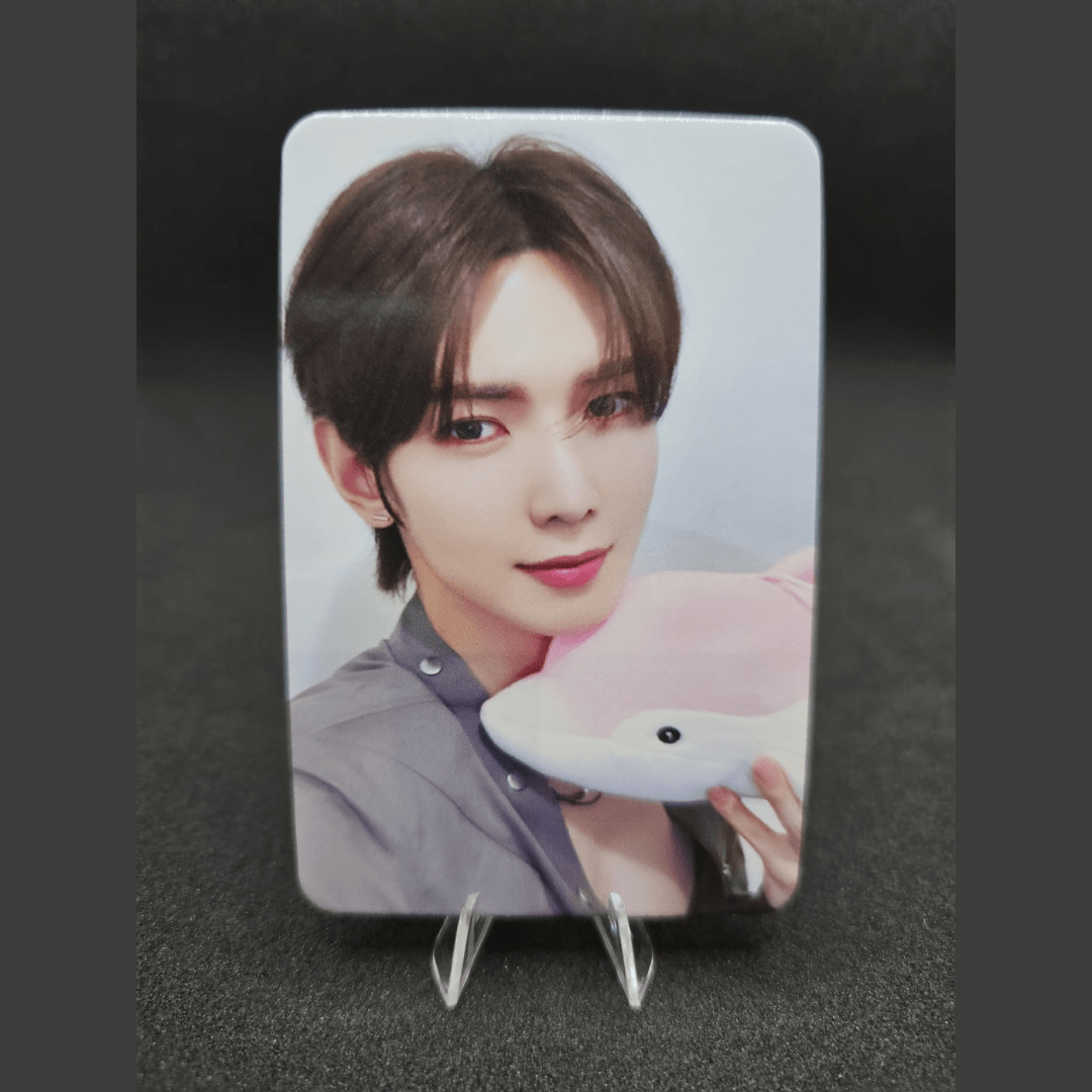 ATEEZ 10th Mini Album GOLDEN HOUR : Part.1 APPLE MUSIC Photocards – Photocards (Yeosang / / ) | HobiEgo