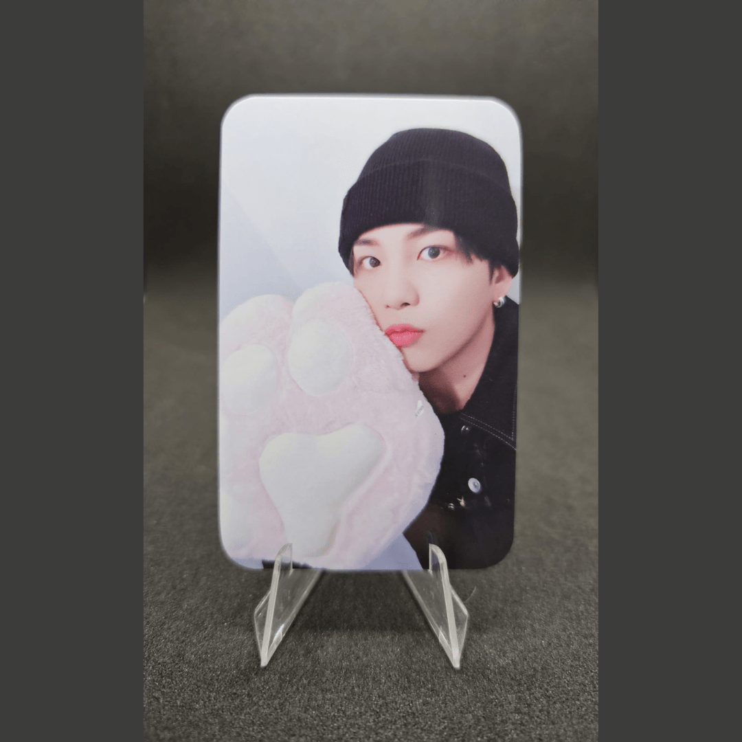 ATEEZ 10th Mini Album GOLDEN HOUR : Part.1 Pre - Order Benefit Photocards – Photocards (Jongho / / ) | HobiEgo
