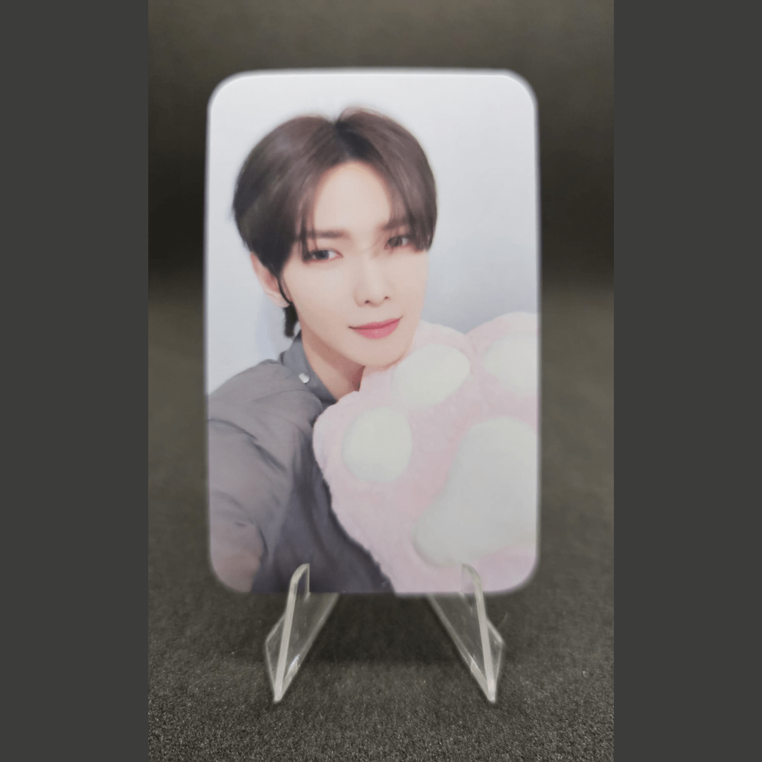 ATEEZ 10th Mini Album GOLDEN HOUR : Part.1 Pre - Order Benefit Photocards – Photocards (Yeosang / / ) | HobiEgo