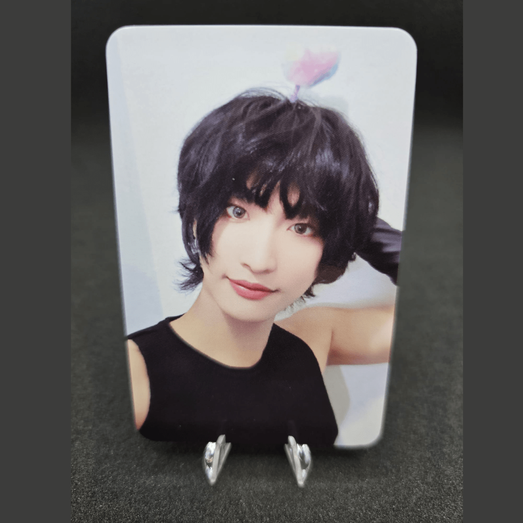 ATEEZ 10th Mini Album GOLDEN HOUR : Part.1 WITHMUU Photocards – Photocards (Seonghwa / / ) | HobiEgo