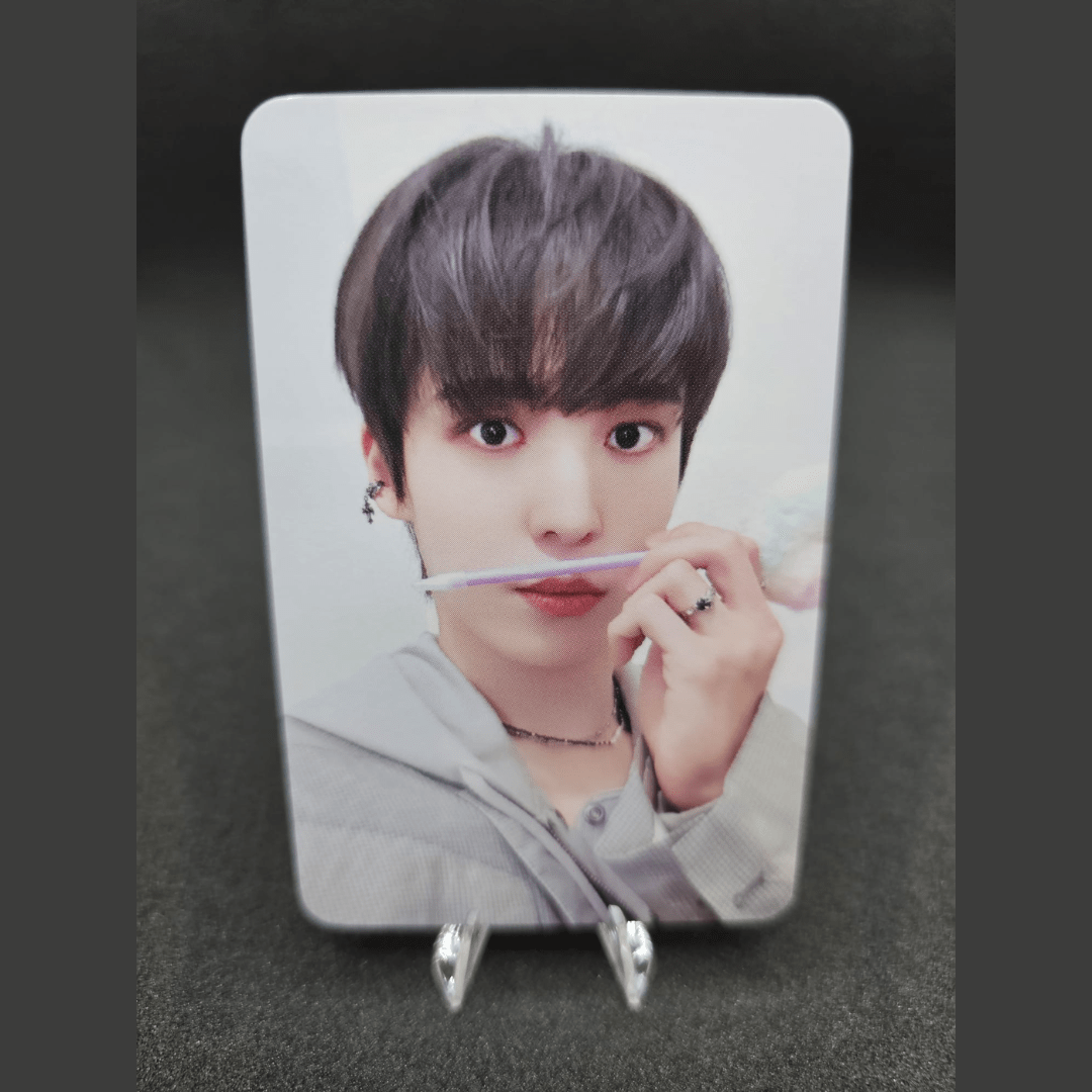 ATEEZ 10th Mini Album GOLDEN HOUR : Part.1 WITHMUU Photocards – Photocards (Yunho / / ) | HobiEgo