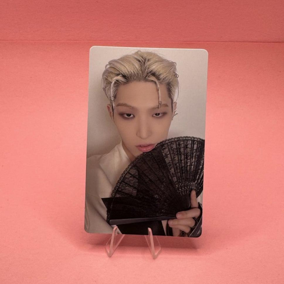 ATEEZ 11th Mini Album GOLDEN HOUR : Part.2 POCAALBUM TOKTOQ Photocards – Photocards (Mingi / / ) | HobiEgo