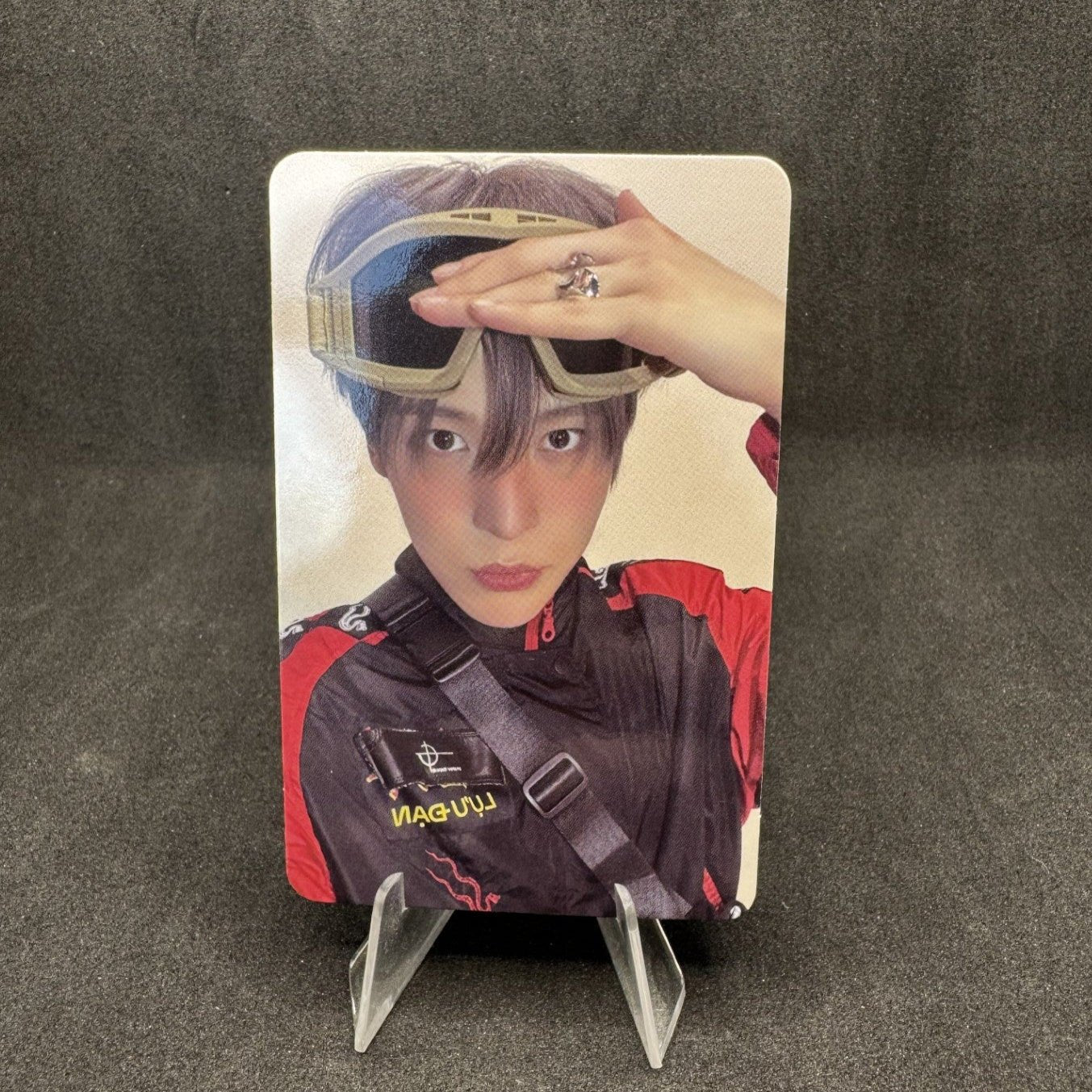 ATEEZ ANITEEZ IN TREASURE Photocards – Photocards (Yunho / / ) | HobiEgo