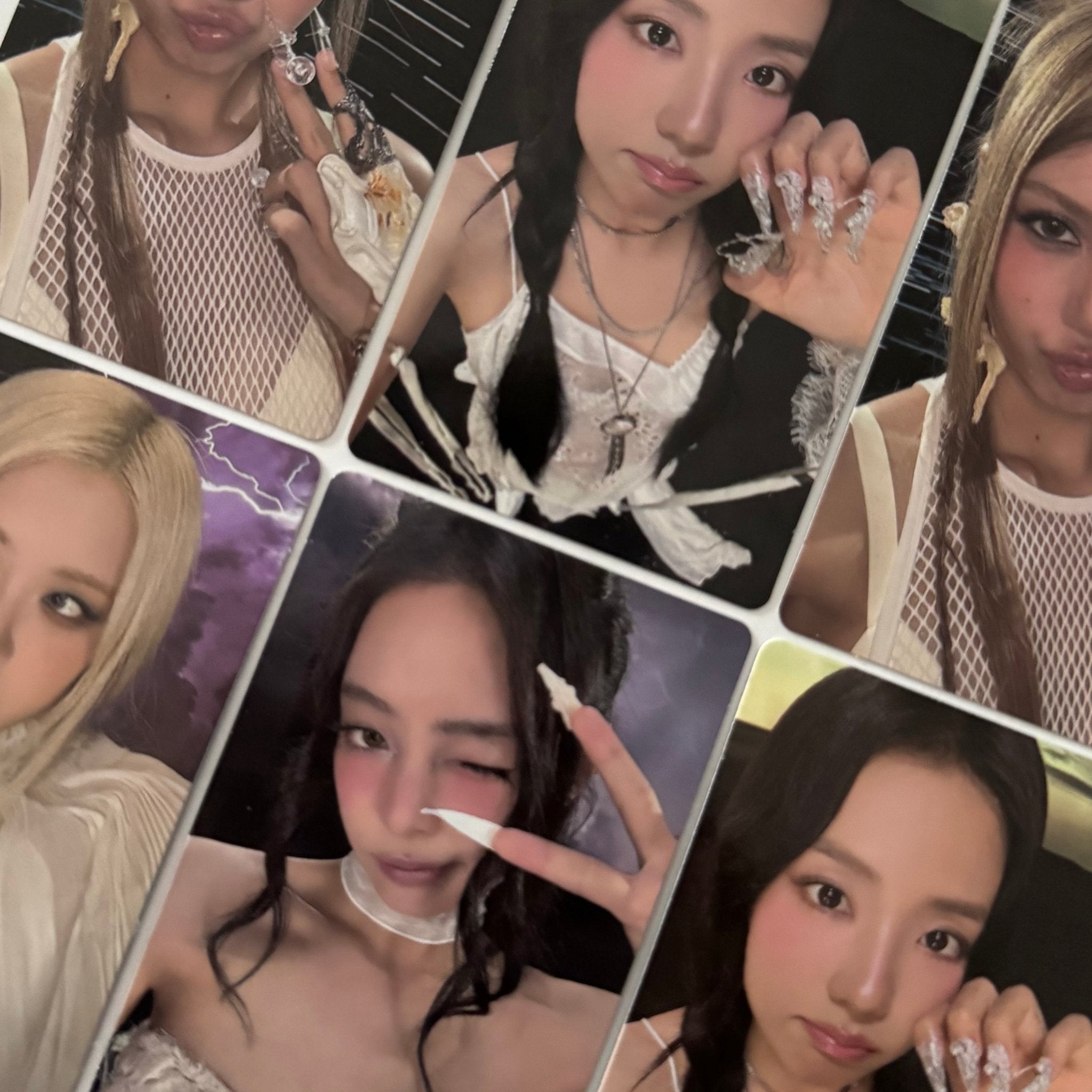 BLACKPINK 3rd Mini Album DEADLINE Weverse Gray Version Photocards – photocard (Jisoo / / ) | HobiEgo K - pop Shop