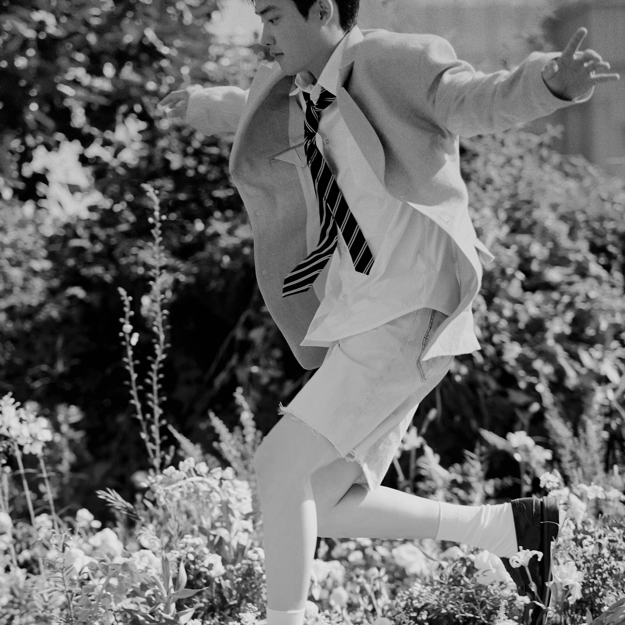 D.O. 1st Mini Album 공감 Sympathy (Digipack Version) – album (GRAY / / ) | HobiEgo