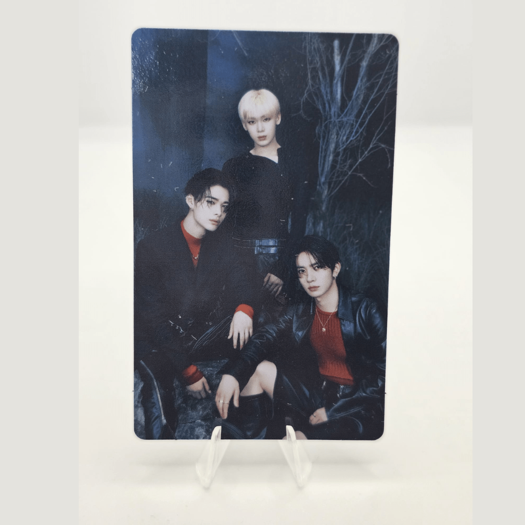 ENHYPEN Walk the Line World Tour Official Trading Photocard (GROUP Version) – Photocards (Group 4 / / ) | HobiEgo