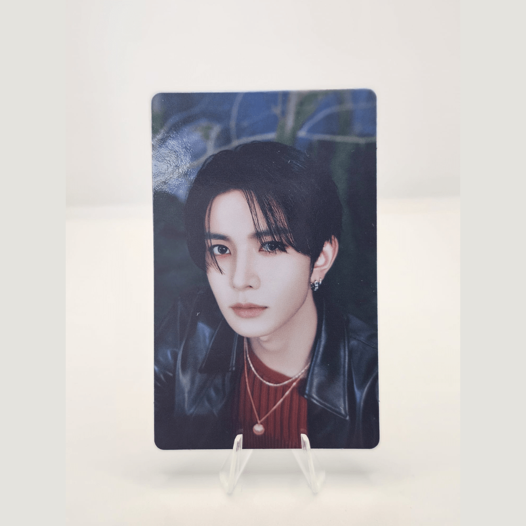 ENHYPEN Walk the Line World Tour Official Trading Photocard (HEESEUNG Version) – Photocards (Heeseung 2 / / ) | HobiEgo