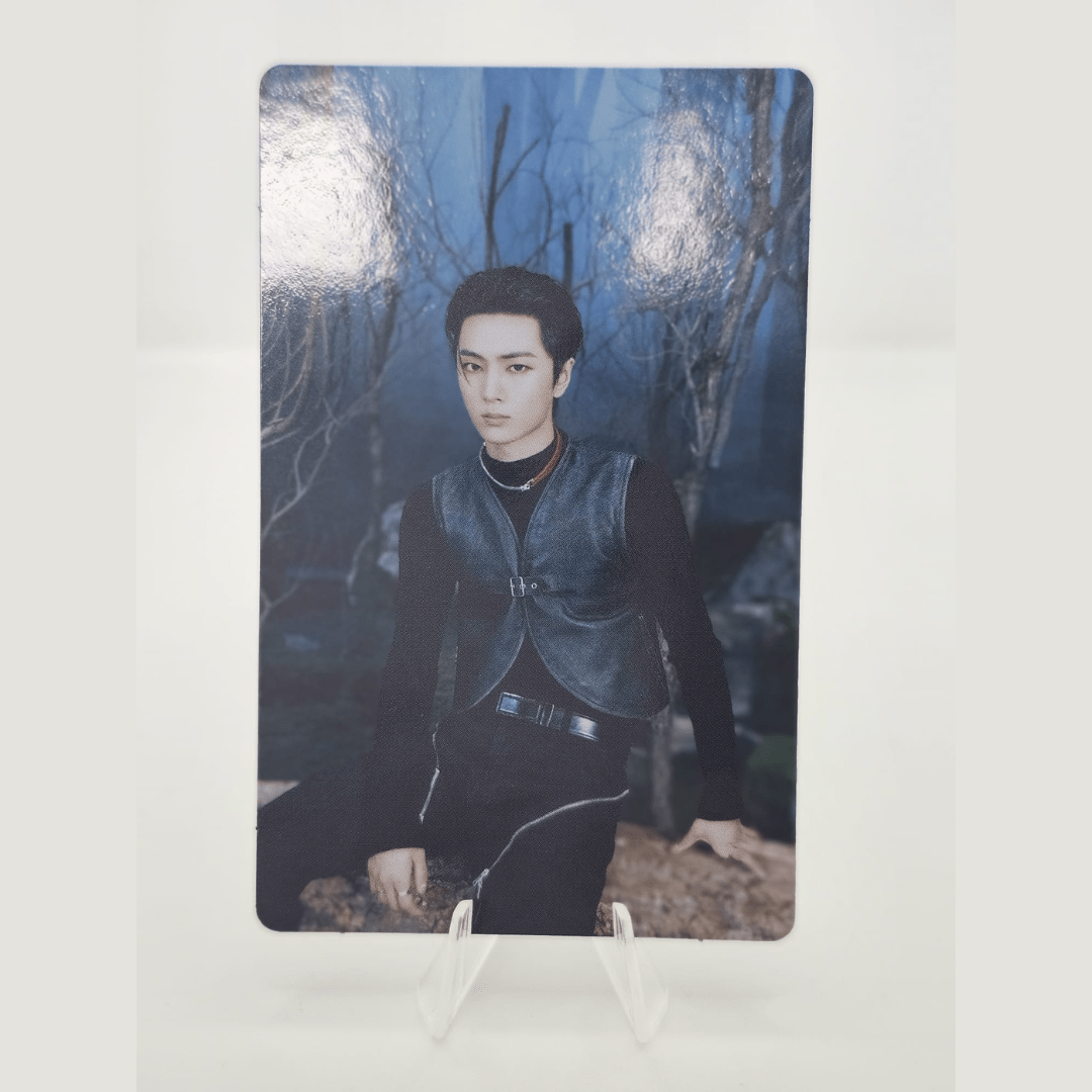 ENHYPEN Walk the Line World Tour Official Trading Photocard (JAY Version) – Photocards (Jay 5 / / ) | HobiEgo