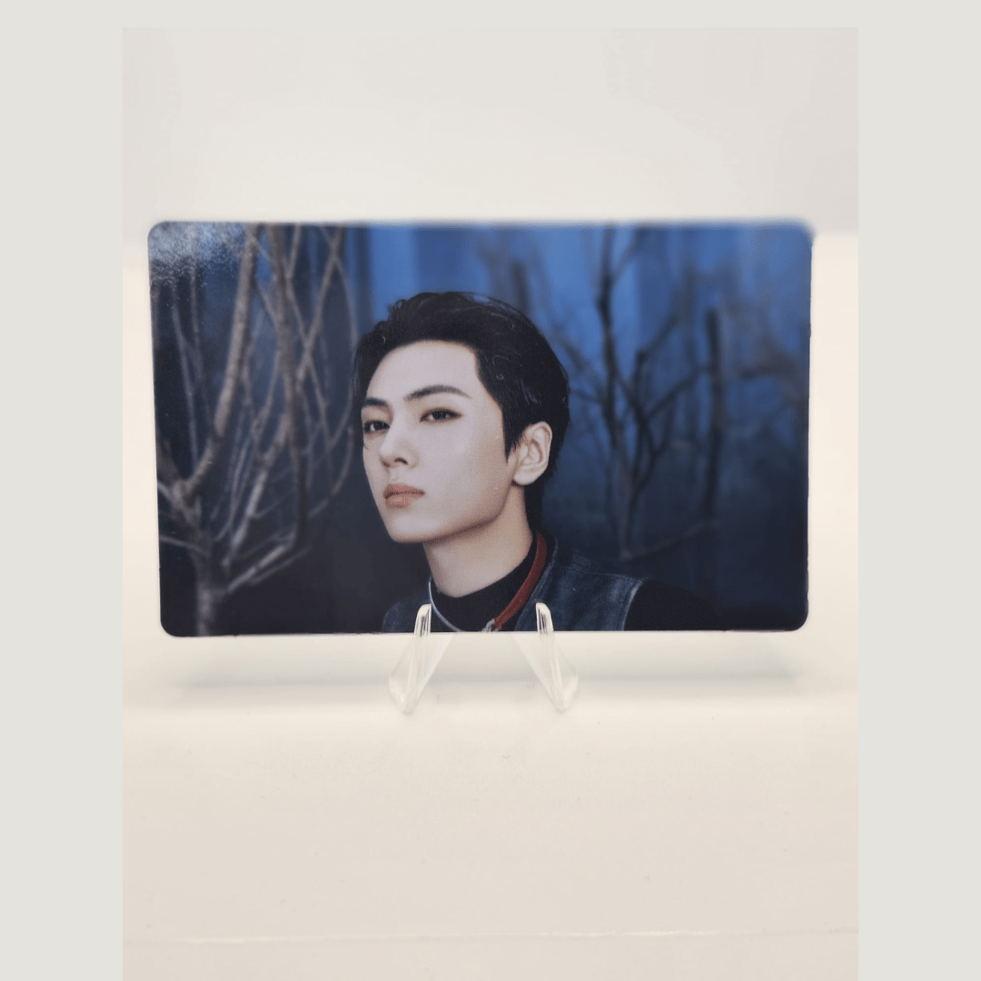 ENHYPEN Walk the Line World Tour Official Trading Photocard (JAY Version) – Photocards (Jay 6 / / ) | HobiEgo