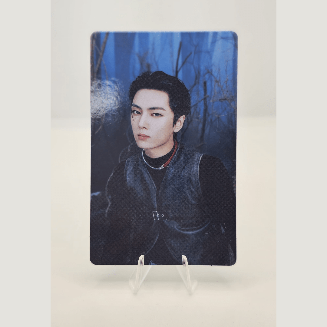 ENHYPEN Walk the Line World Tour Official Trading Photocard (JAY Version) – Photocards (Jay 7 / / ) | HobiEgo