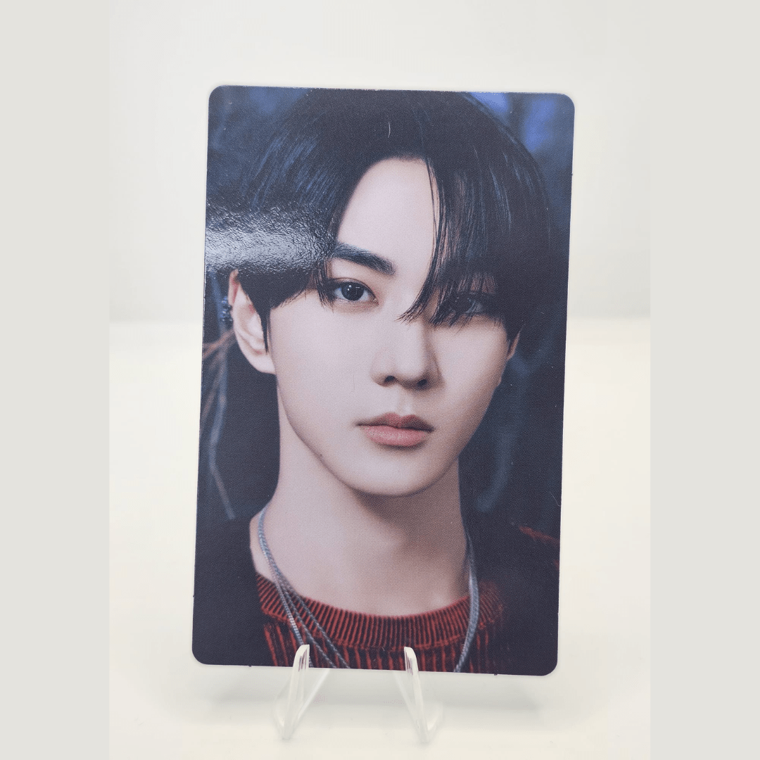 ENHYPEN Walk the Line World Tour Official Trading Photocard (JUNGWON Version) – Photocards (Jungwon 3 / / ) | HobiEgo