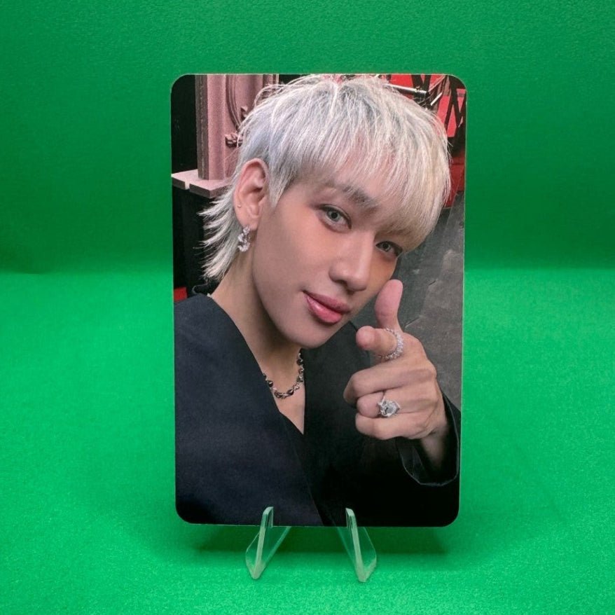 GOT7 13th Mini Album WINTER HEPTAGON Apple Music Photocards – Photocards (BamBam / / ) | HobiEgo