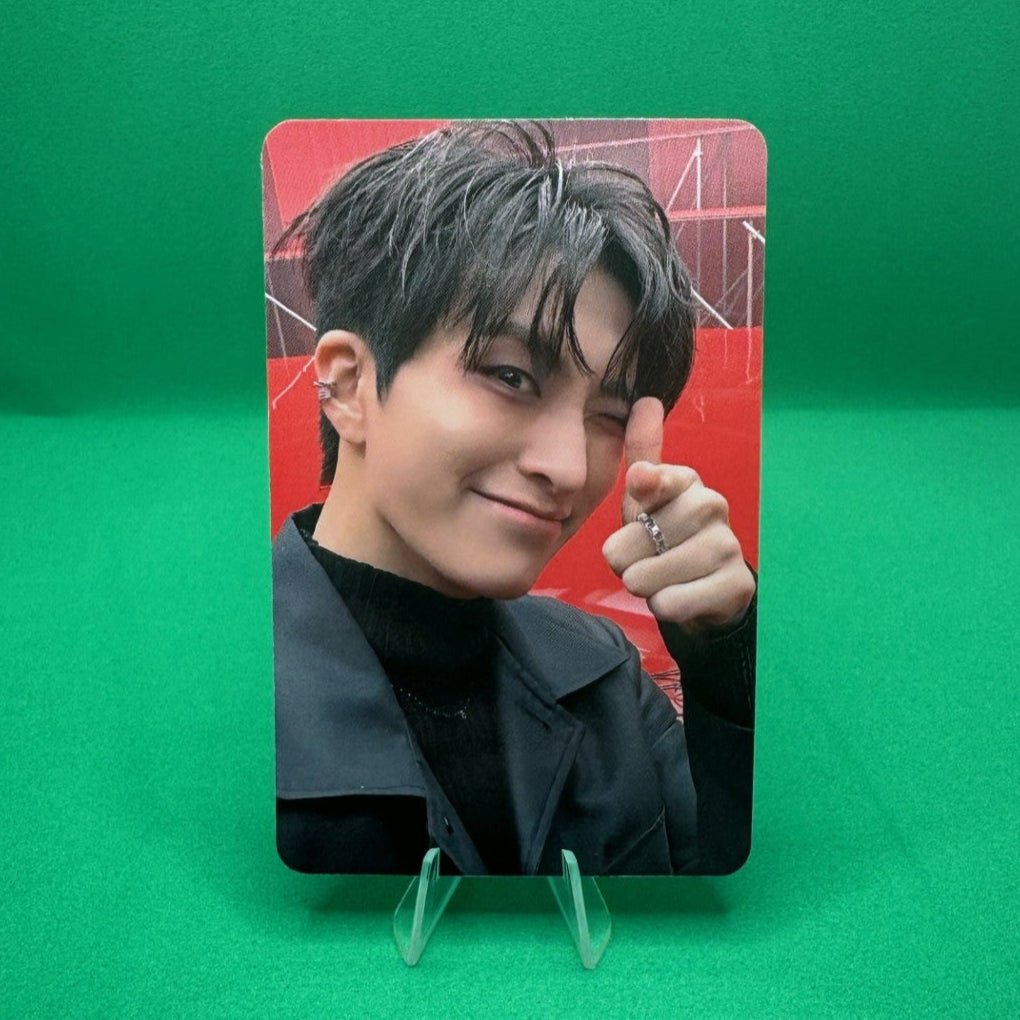 GOT7 13th Mini Album WINTER HEPTAGON Apple Music Photocards – Photocards (Youngjae / / ) | HobiEgo