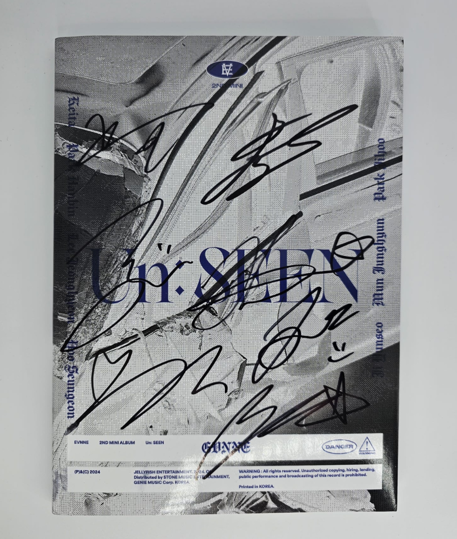 EVNNE 2nd Mini Album Un: SEEN (Signed Edition)