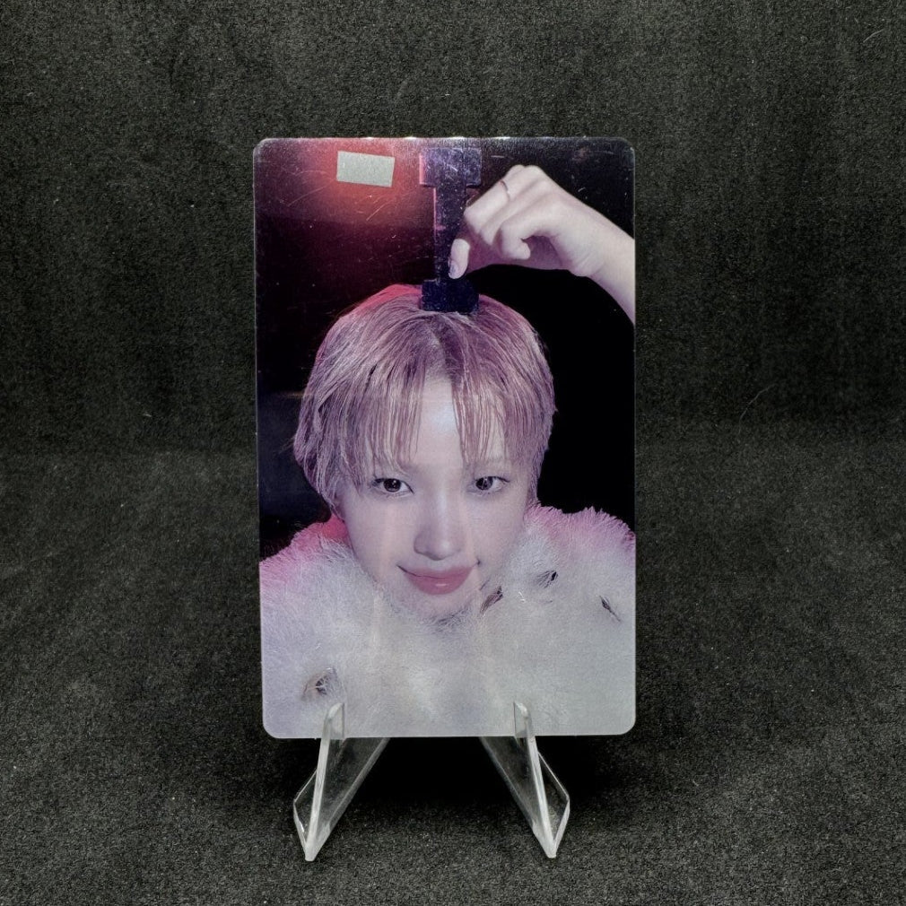 i - dle 8th Mini Album We are Weverse Clear Photocards – Photocards (Soyeon / / ) | HobiEgo