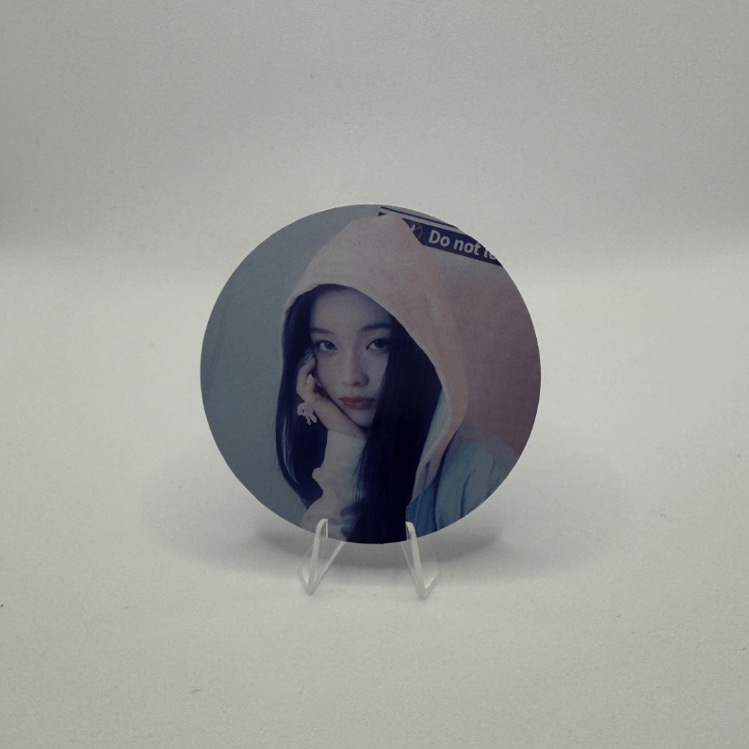 ILLIT 2nd Mini Album I'll Like You Apple Music Photocards – Photocards (Iroha / / ) | HobiEgo