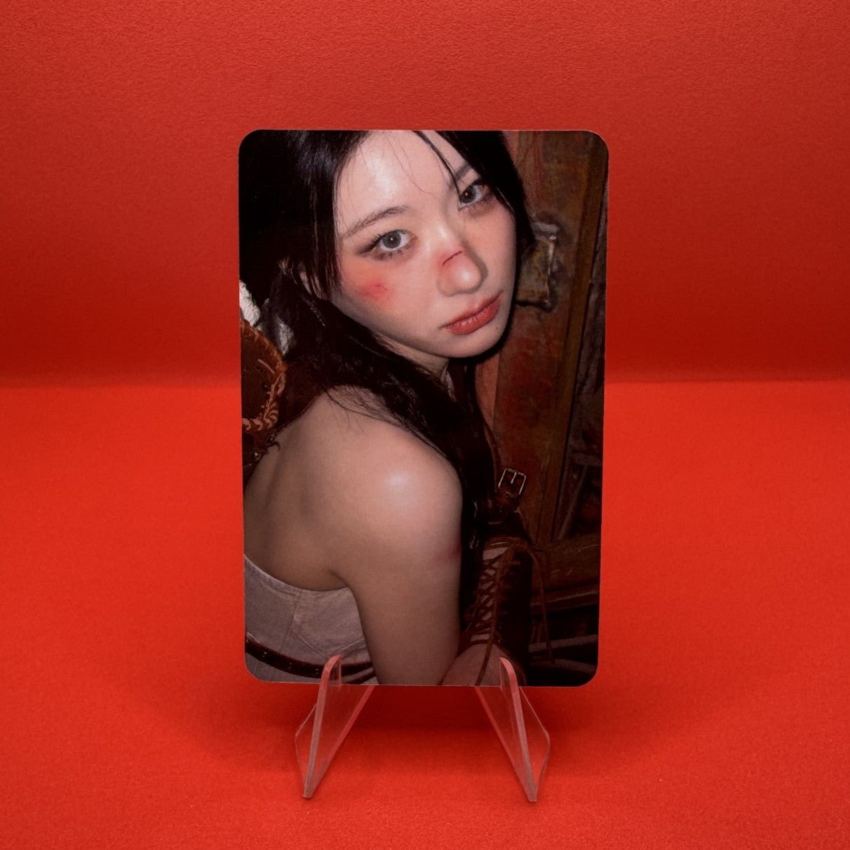 ITZY Girls Will Be Girls APPLE MUSIC Photocards – Photocards (Chaeryeong 1 / / ) | HobiEgo