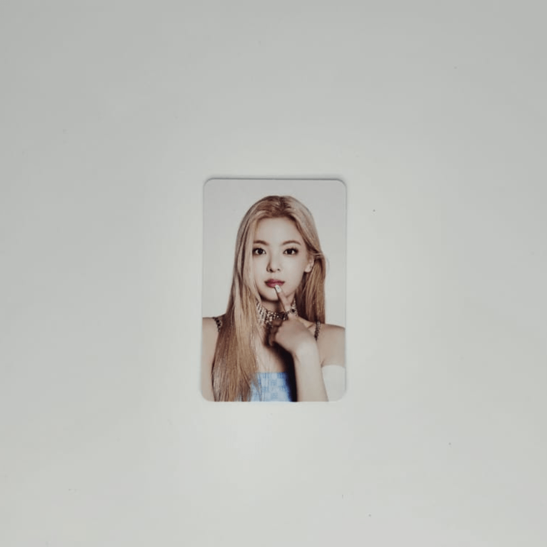 ITZY KILL MY DOUBT Pop - Up Store Official Trading Cards – Photocards (Lia 2 / / ) | HobiEgo