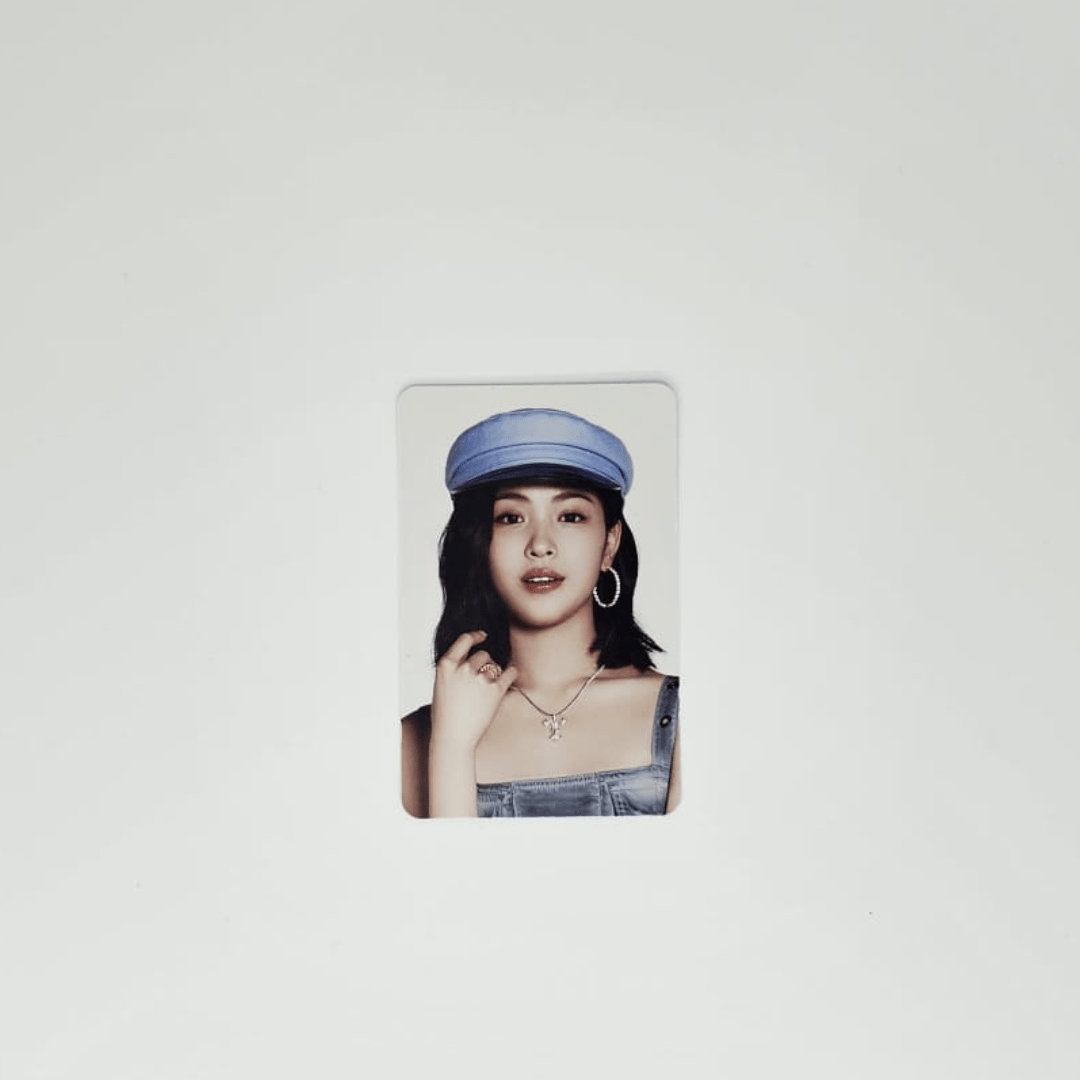 ITZY KILL MY DOUBT Pop - Up Store Official Trading Cards – Photocards (Ryujin 2 / / ) | HobiEgo