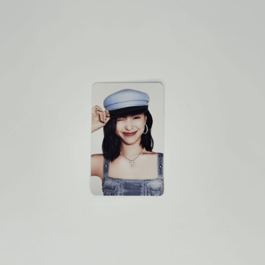 ITZY KILL MY DOUBT Pop - Up Store Official Trading Cards – Photocards (Ryujin 3 / / ) | HobiEgo