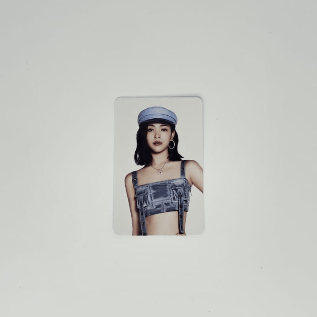 ITZY KILL MY DOUBT Pop - Up Store Official Trading Cards – Photocards (Ryujin 4 / / ) | HobiEgo