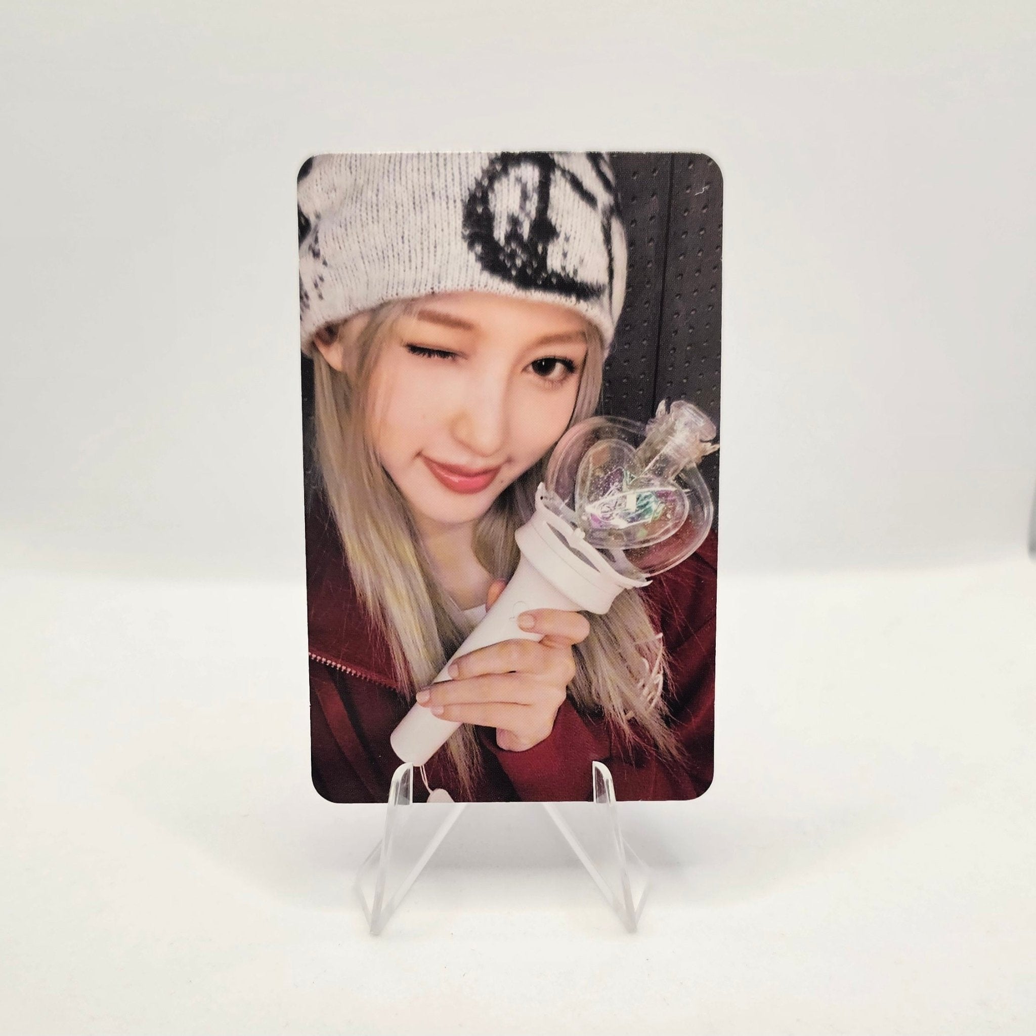 IVE Official Lightstick Photocards – photocard (Gaeul / / ) | HobiEgo