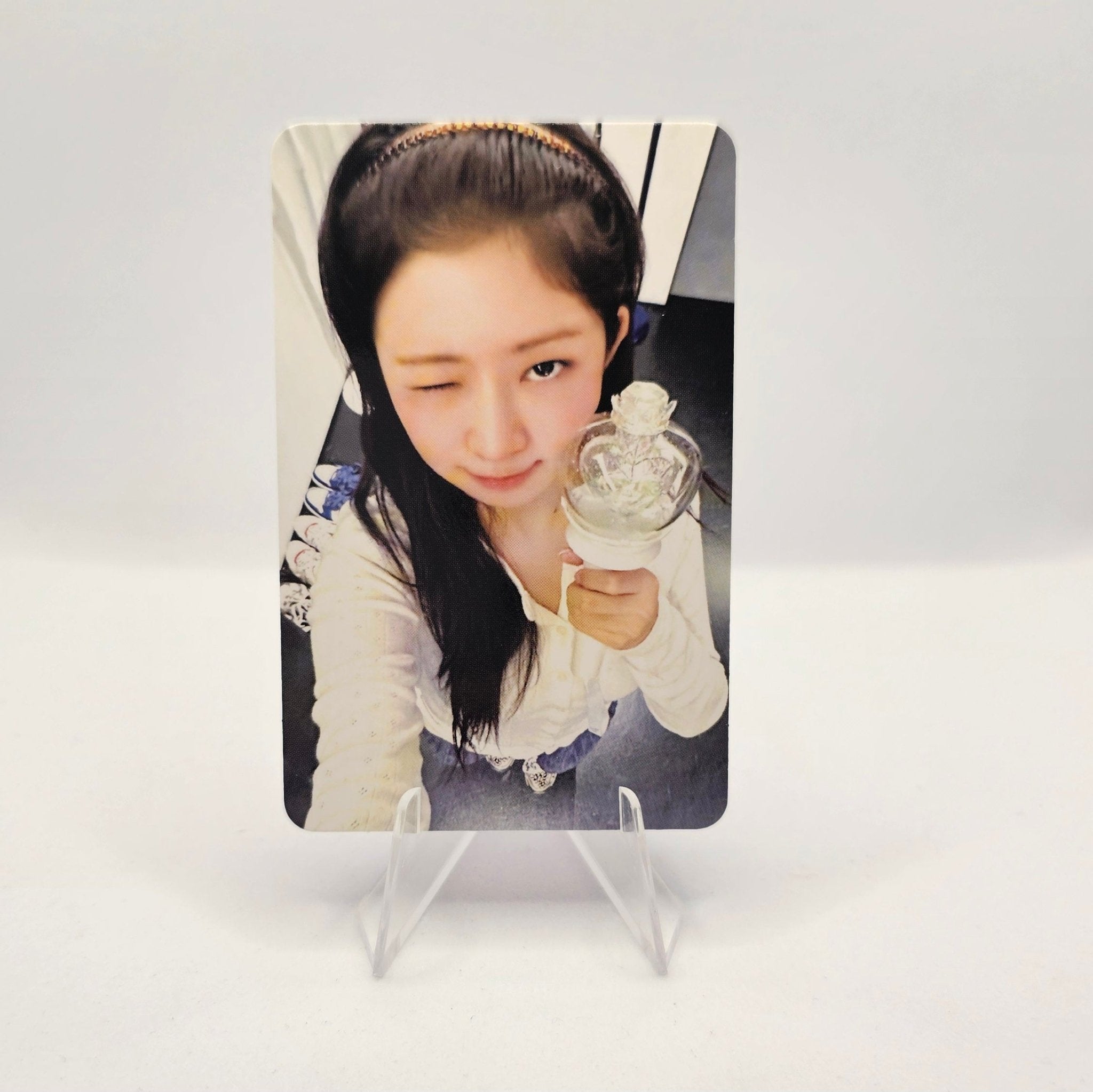 IVE Official Lightstick Photocards – photocard (Rei / / ) | HobiEgo