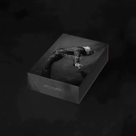 Jackson Wang 1st Full Album MAGIC MAN – album (Magic Man Collector’s 02 (Black) / / ) | HobiEgo