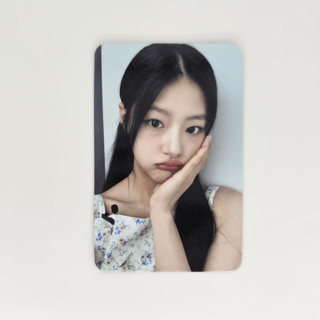 KISS OF LIFE 1st Single Album MIDAS TOUCH APPLE MUSIC Photocards – Photocards (Haneul 2 / / ) | HobiEgo