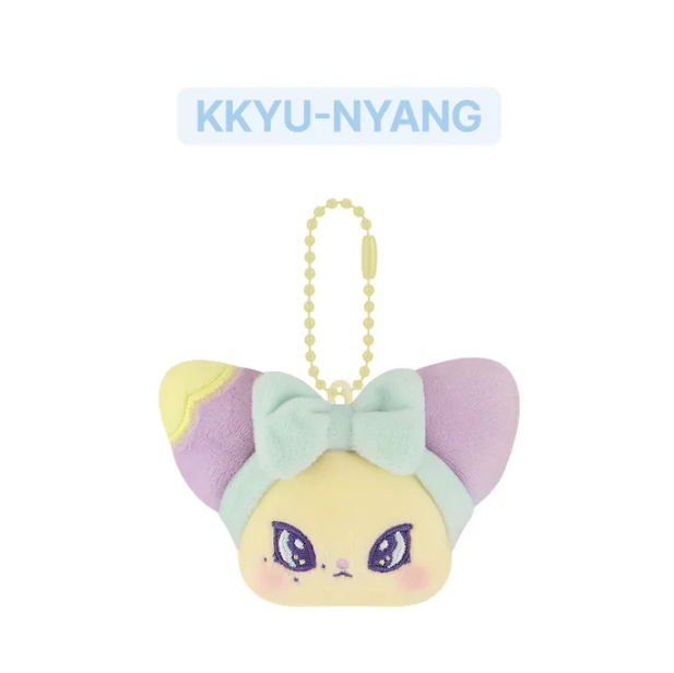 NMIXX MIXXFFY Face Keyring