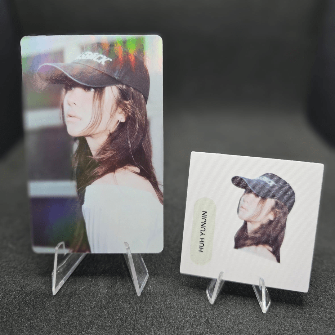 LE SSERAFIM 4th Mini Album CRAZY Weverse Photocards + Sticker – Photocards (Huh Yunjin / / ) | HobiEgo