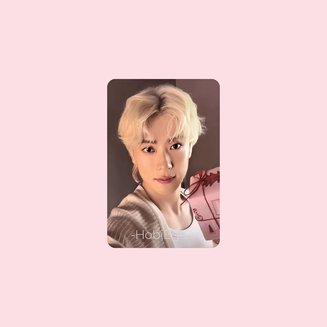 NCT 127 2024 Pink Christmas Photocards – Photocards (Jaehyun 2 / / ) | HobiEgo