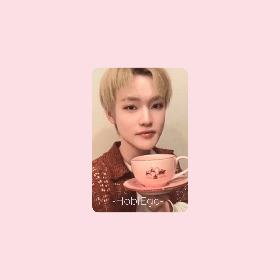 NCT DREAM 2024 Pink Christmas Photocards – Photocards (Chenle 2 / / ) | HobiEgo