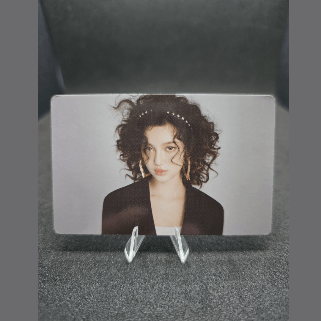 NewJeans Double Single How Sweet Weverse Photocards – Photocards (Danielle / / ) | HobiEgo