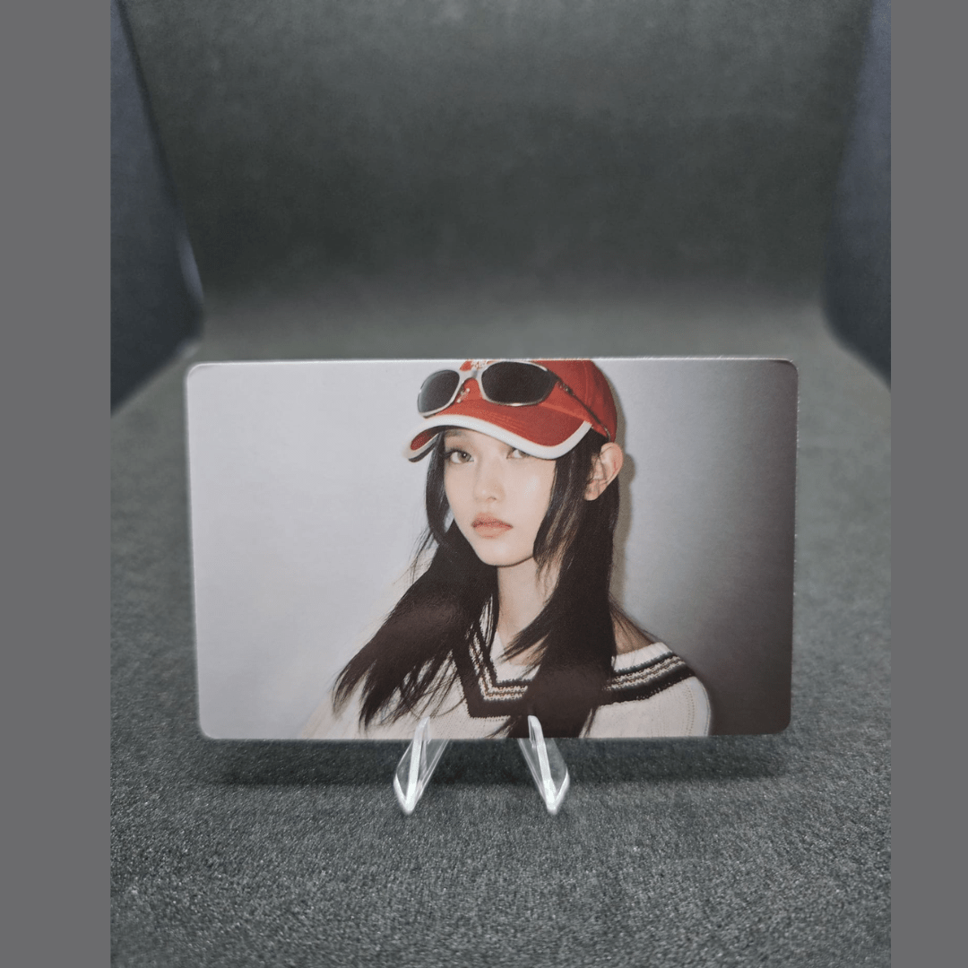 NewJeans Double Single How Sweet Weverse Photocards – Photocards (Haerin / / ) | HobiEgo