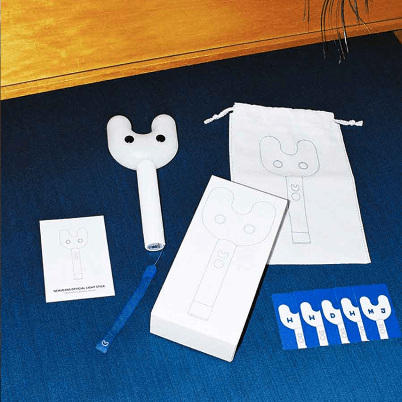 NewJeans Official Lightstick – lightstick ( / / ) | HobiEgo