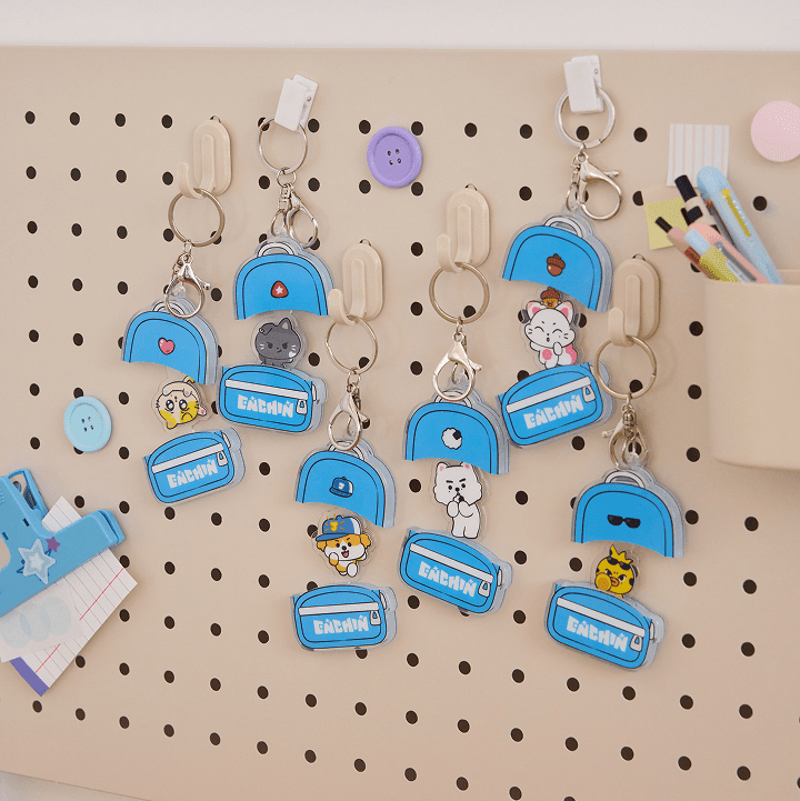 PRE - ORDER ENHYPEN MD ENCHIN Acrylic Keyring (RANDOM) – merch ( / / ) | HobiEgo K - pop Shop