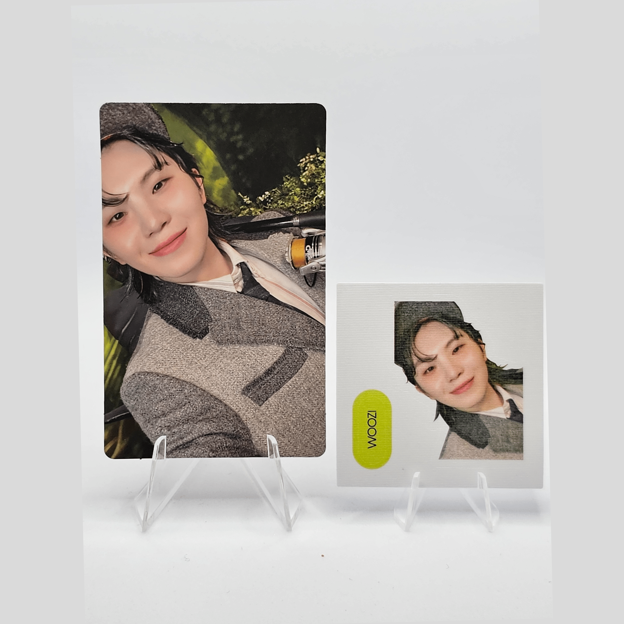 SEVENTEEN Best Album 17 IS RIGHT HERE Weverse Photocards + Sticker – Photocards (Woozi / / ) | HobiEgo