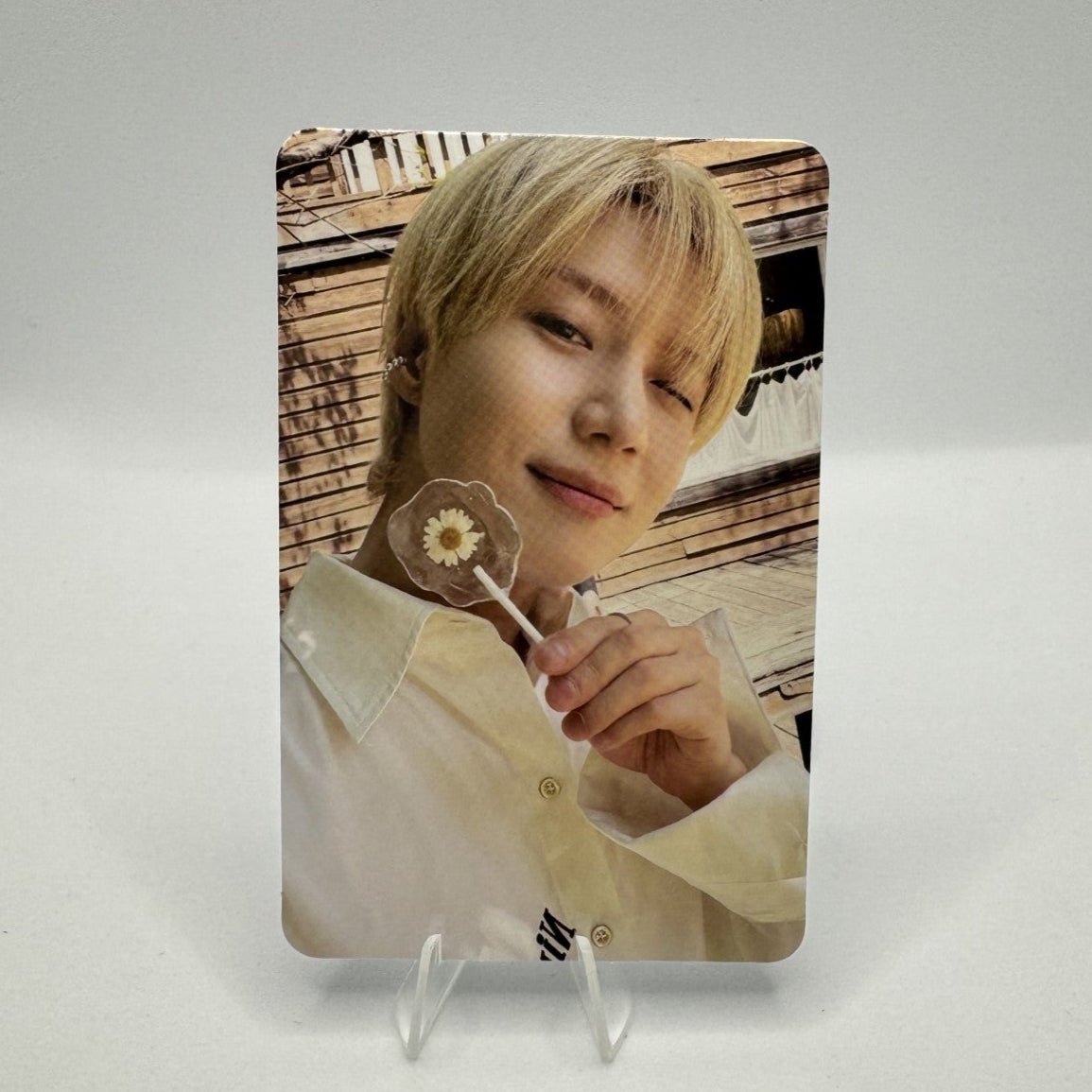 SHINEE 15th Anniversary The Moment of Shine Photocards Concept Version – Photocards (Taemin 1 / / ) | HobiEgo