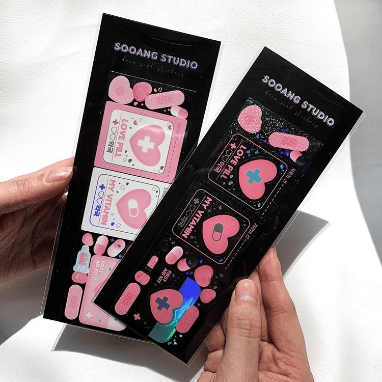 SOOANG Studio Photo Frame Sticker – Stickers (Love Pill White / / ) | HobiEgo