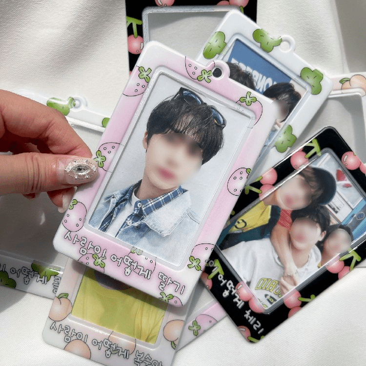 SOOANG Studio Photocard Holder Fruit – Photo Card Holder (Strawberry / / ) | HobiEgo