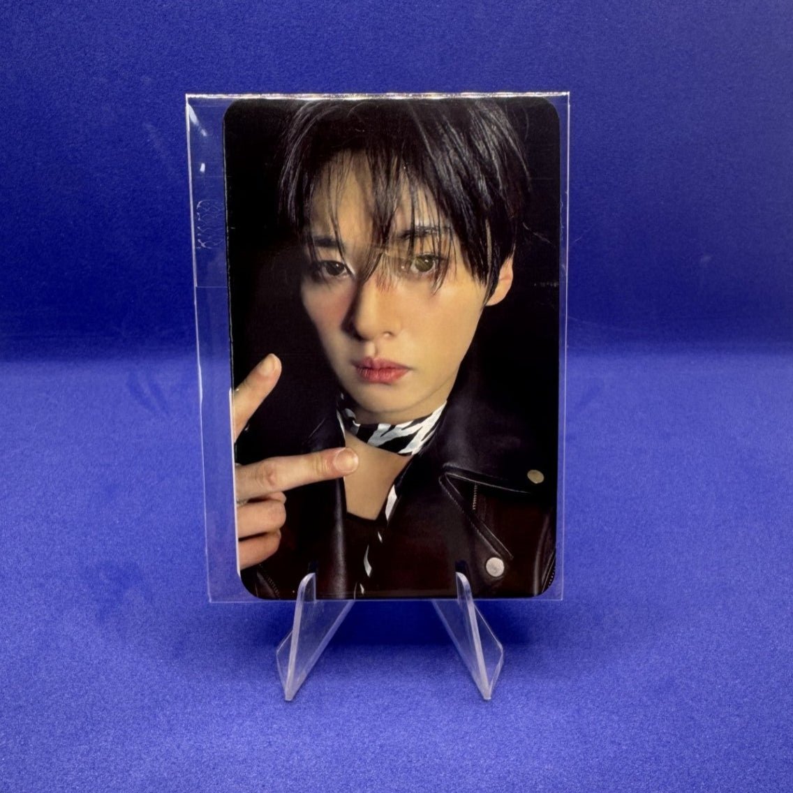 STRAY KIDS 4th Album KARMA Aladin Photocards – Photocards (Lee Know / / ) | HobiEgo