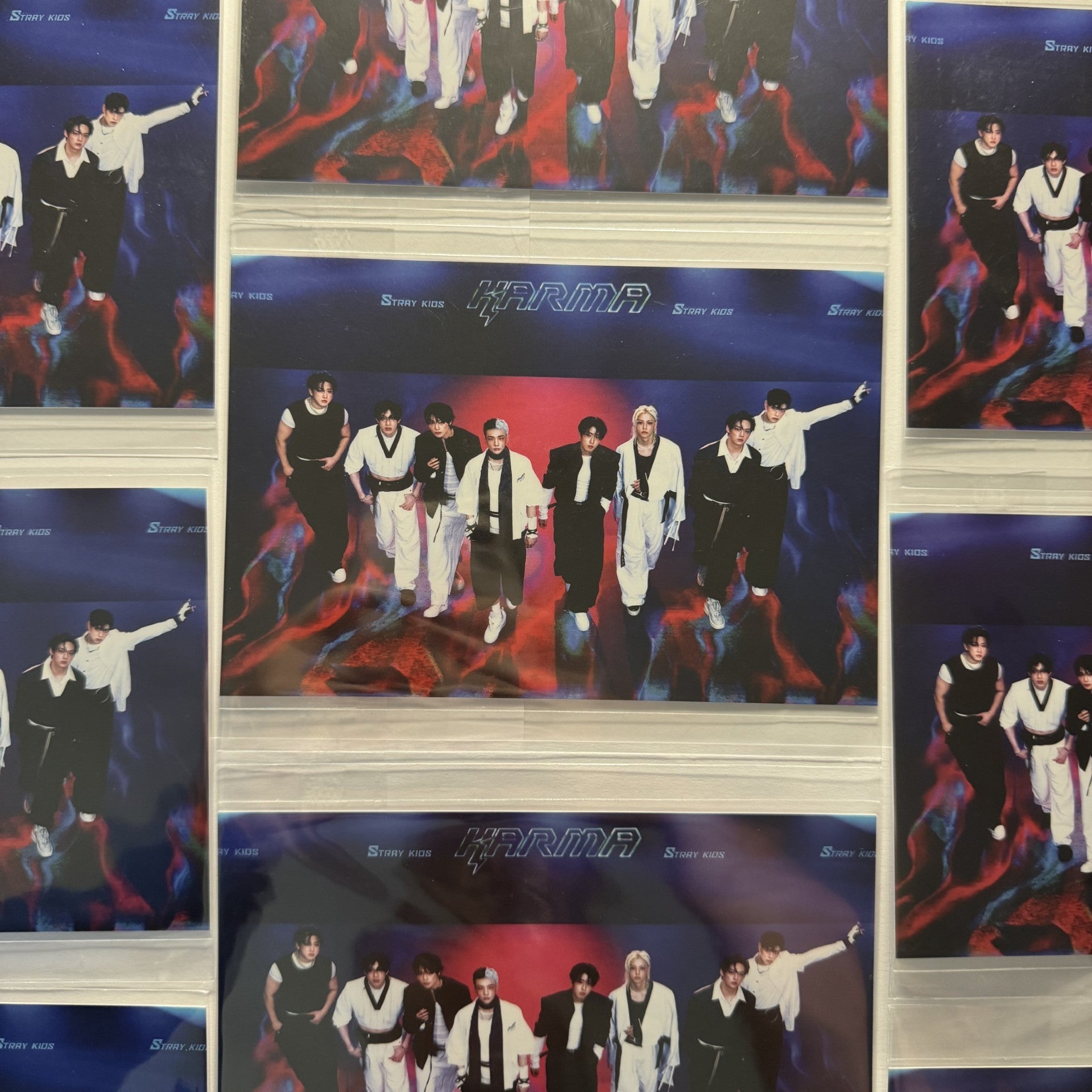 STRAY KIDS 4th Album KARMA Postcard A – Photocards ( / / ) | HobiEgo