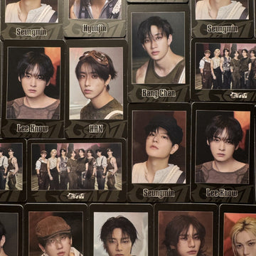 Stray Kids Japan JYP GIANT Pop Up Photocards – Photocards (Group / / ) | HobiEgo
