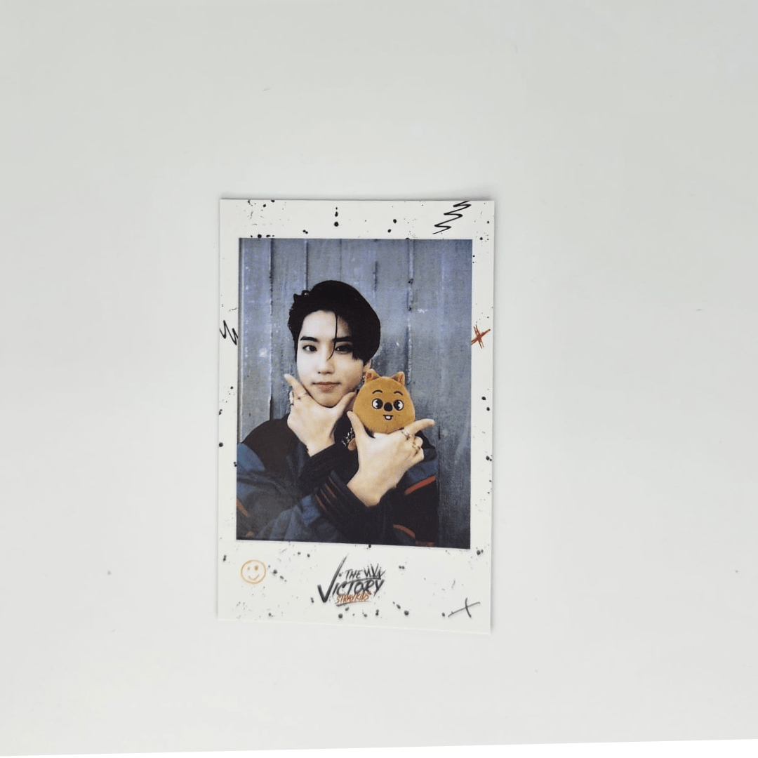 STRAY KIDS 'THE VICTORY' Pop - UP SKZOO Polaroid Photocards – Photocards (Han 1 / / ) | HobiEgo