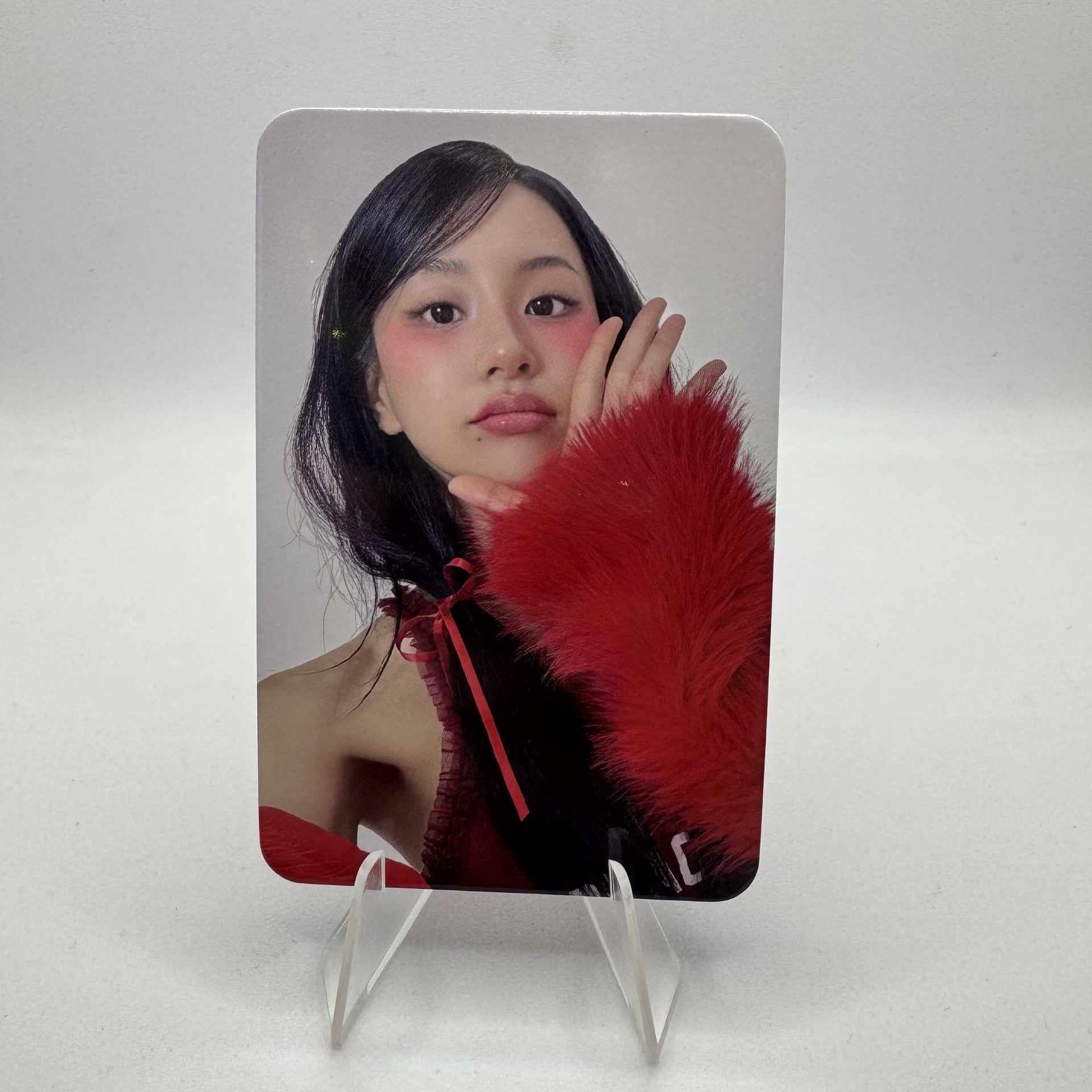 TWICE 2026 Season's Greetings RED WHISPERS Pre - Order Benefit Photocards – photocard (Chaeyoung / / ) | HobiEgo