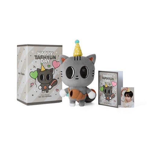 TXT HAPPY TAEHYUN DAY DA - GO - NYANG Plush Set – merch 800327588371 ( / / ) | HobiEgo K - pop Shop